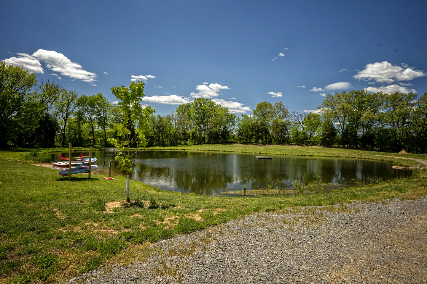 Cute Tiny House Glamping Destination near Lake of Egypt, Illinois