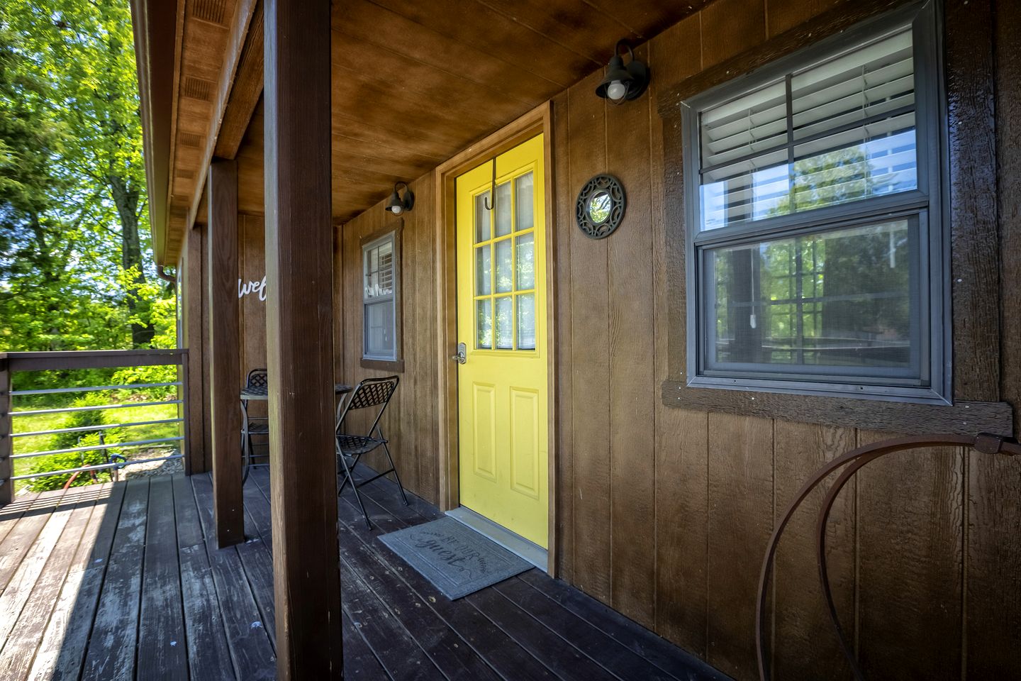 Cute Tiny House Glamping Destination near Lake of Egypt, Illinois