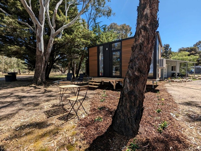 Tiny Houses (Australia, Dadswells Bridge, Victoria)