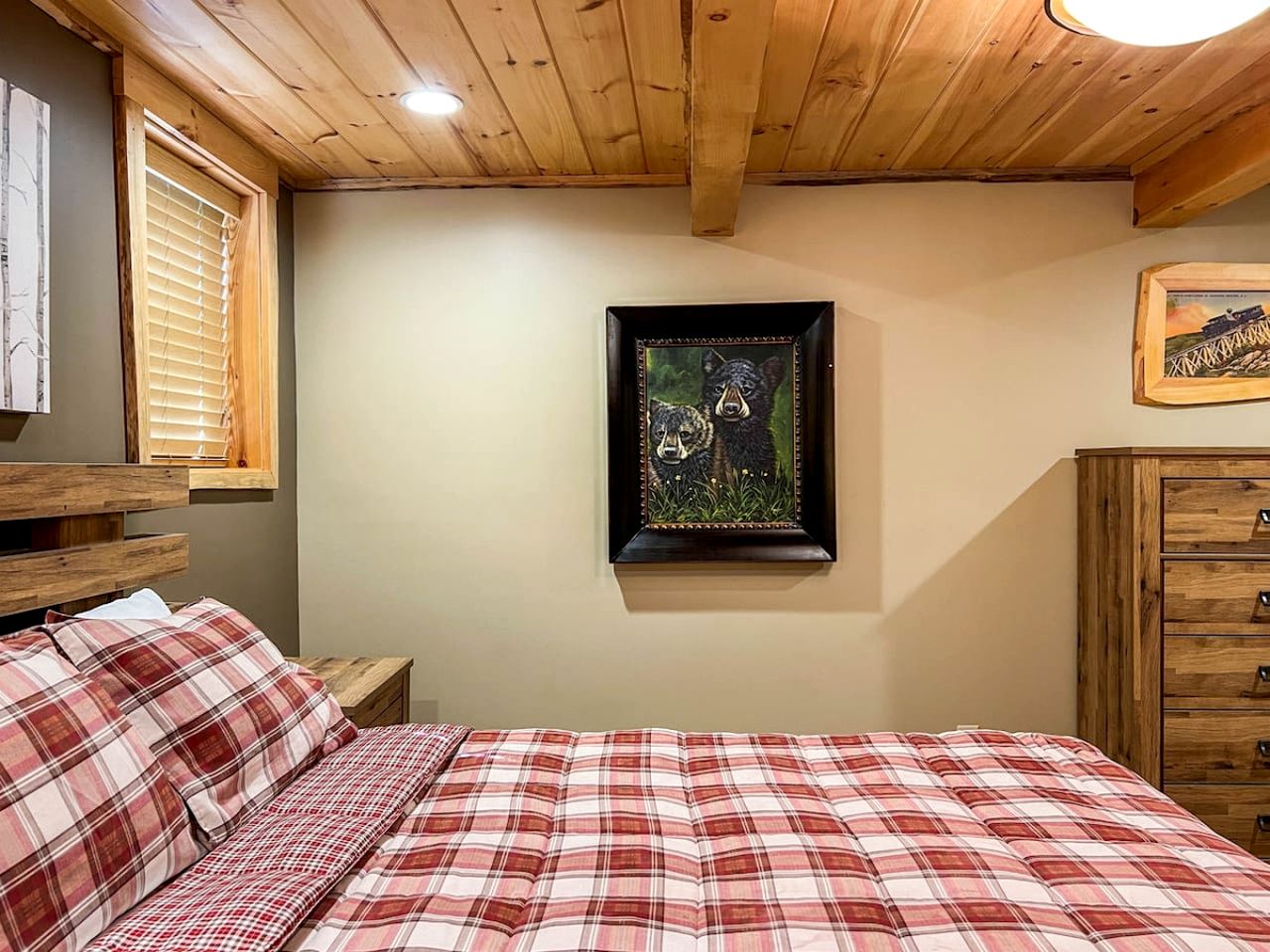 Cute Wooden Cabin Nestled Amidst Trees in North Conway, New Hampshire