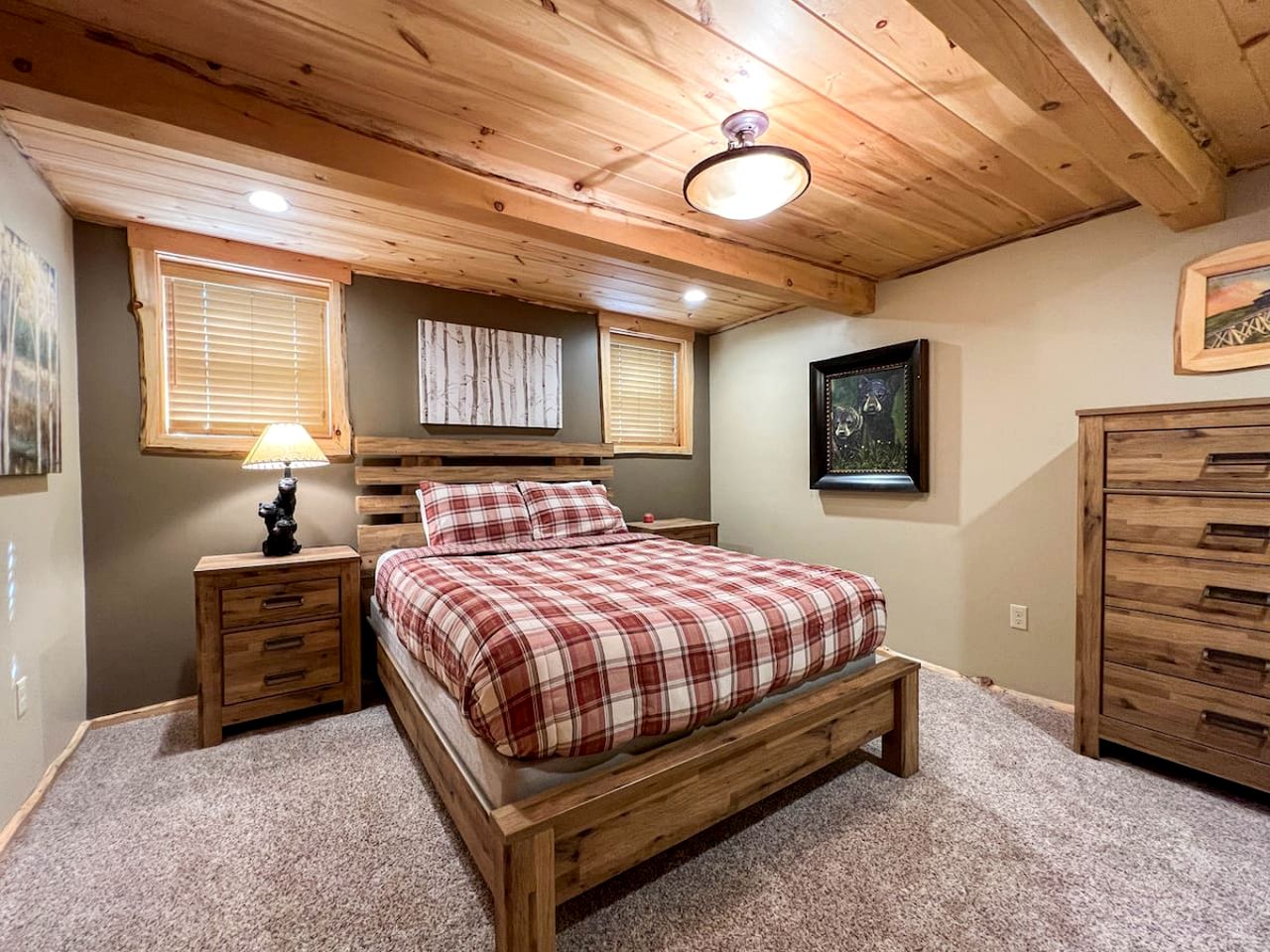 Cute Wooden Cabin Nestled Amidst Trees in North Conway, New Hampshire