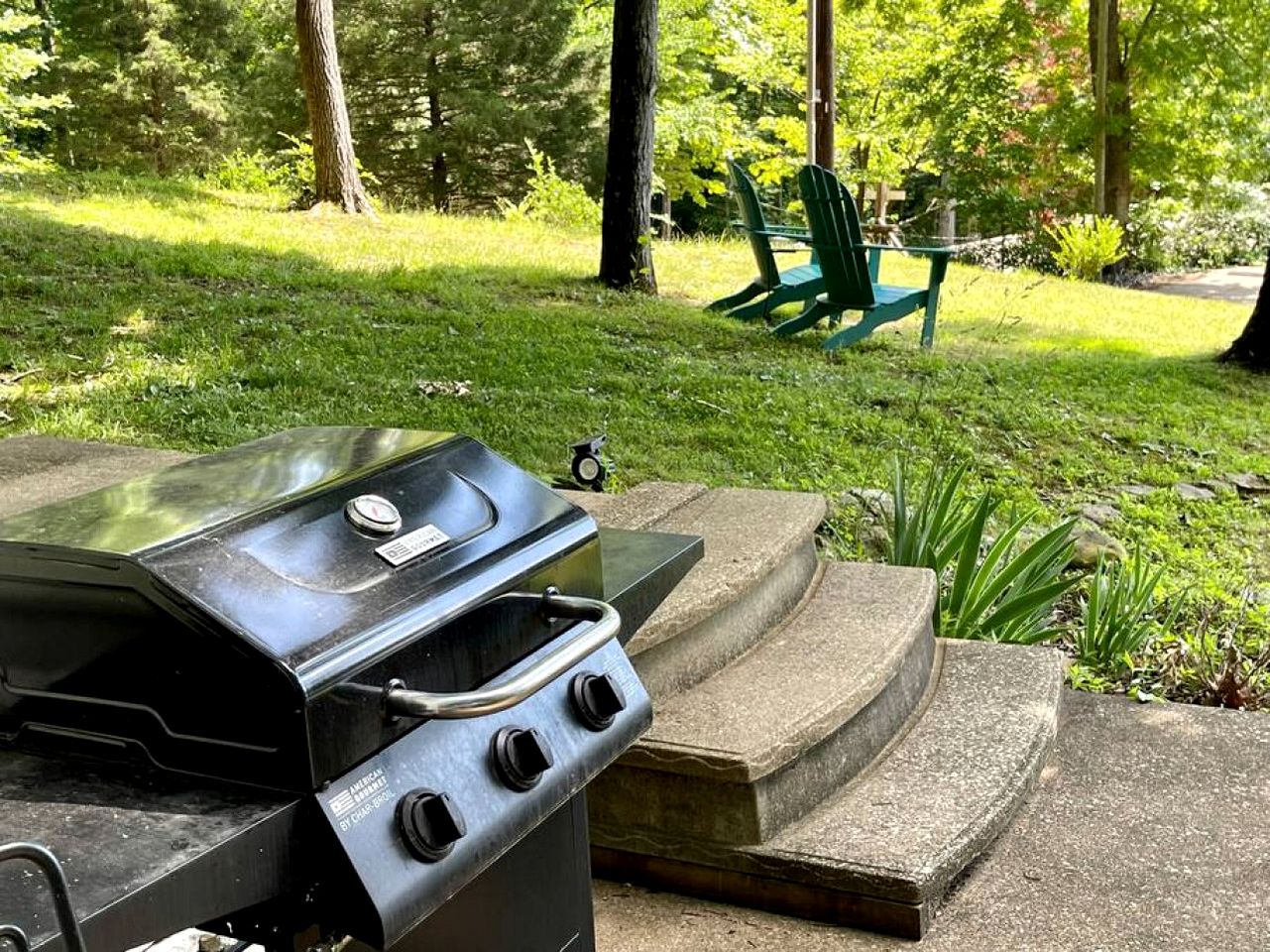 Charming Cottage with Fire Pit and Barbecue in Cadiz, Kentucky