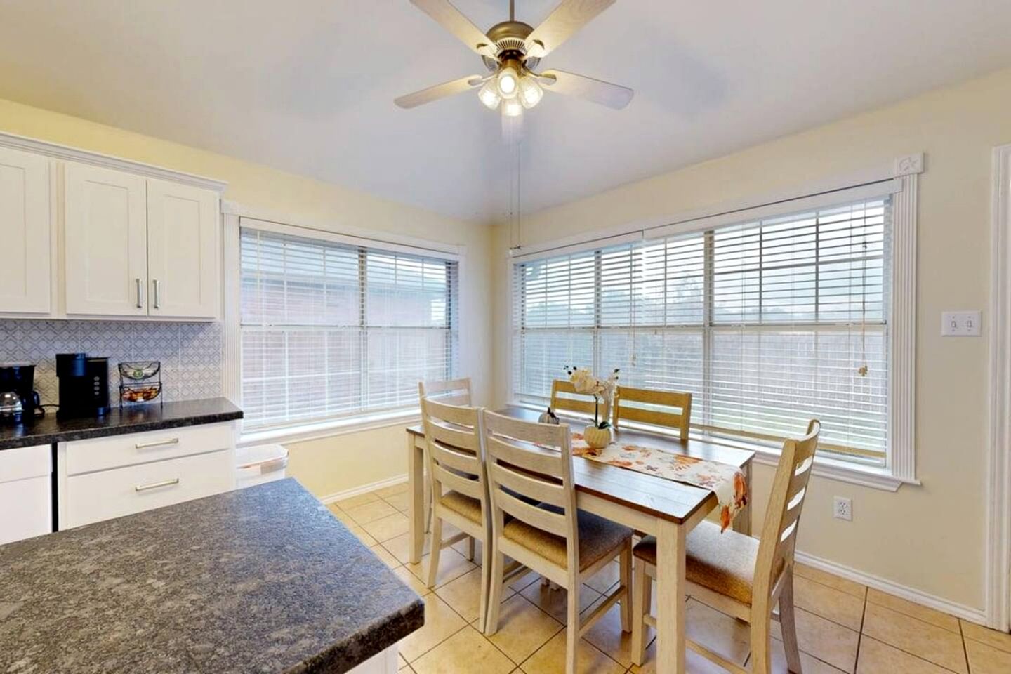 Cozy Updated Home Near Wolf Pen Creek Park – College Station, Texas