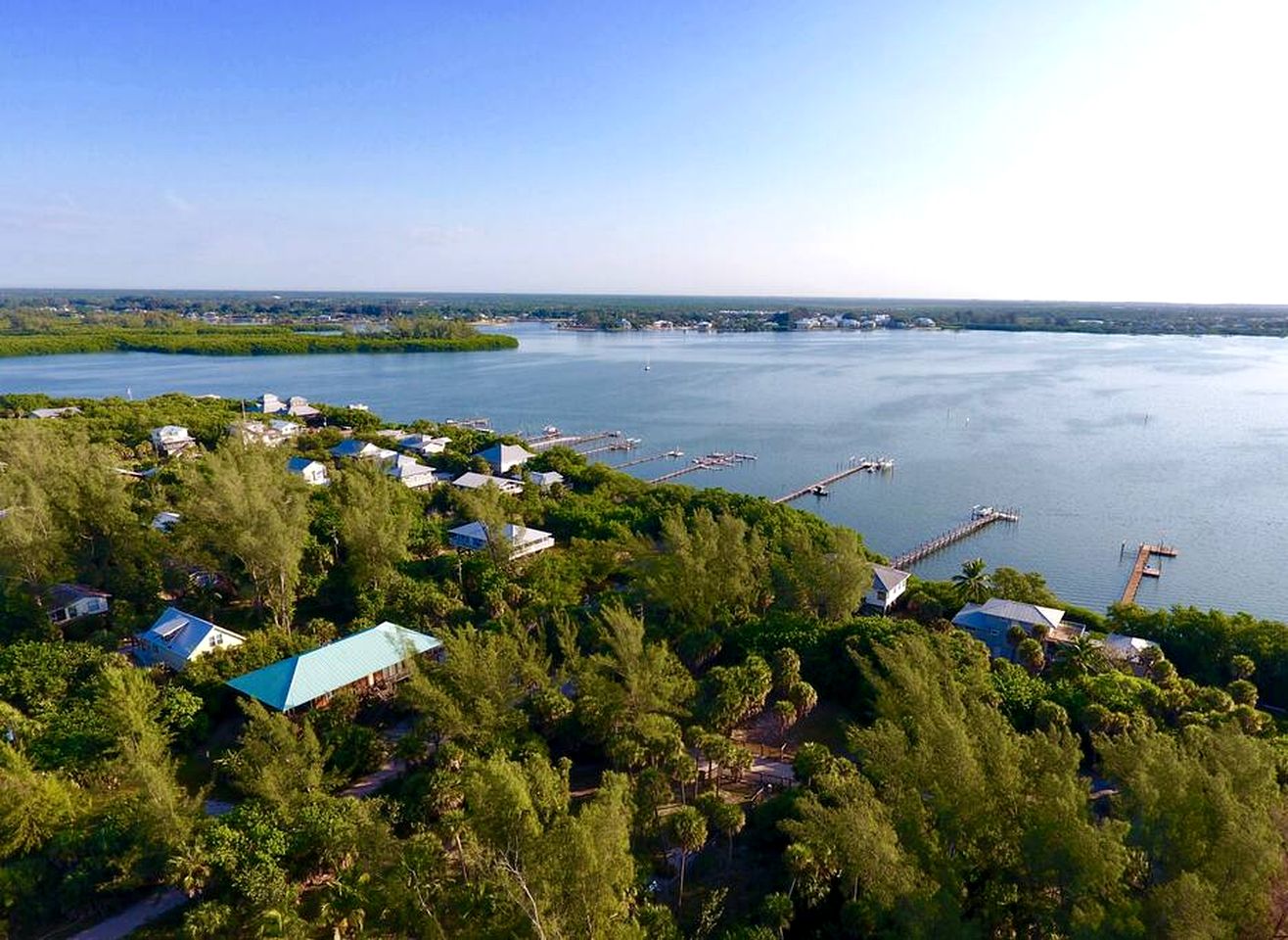 Stunning Beachfront Cottage with Gulf Views & Water Access on Little Gasparilla Island, Florida