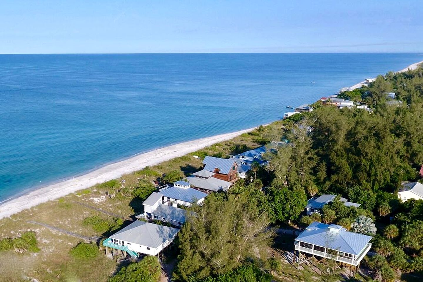 Stunning Beachfront Cottage with Gulf Views & Water Access on Little Gasparilla Island, Florida