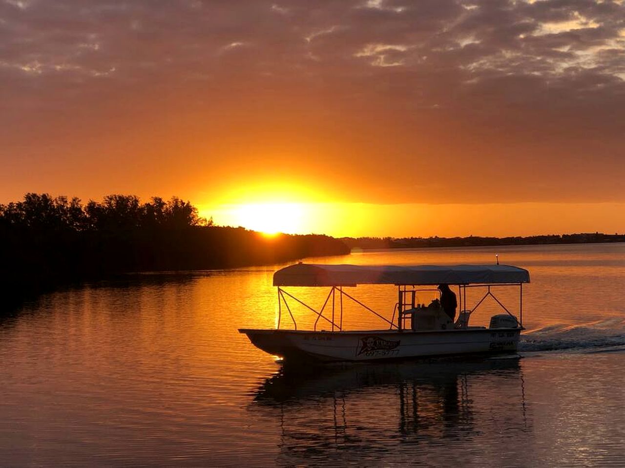 Stunning Beachfront Cottage with Gulf Views & Water Access on Little Gasparilla Island, Florida