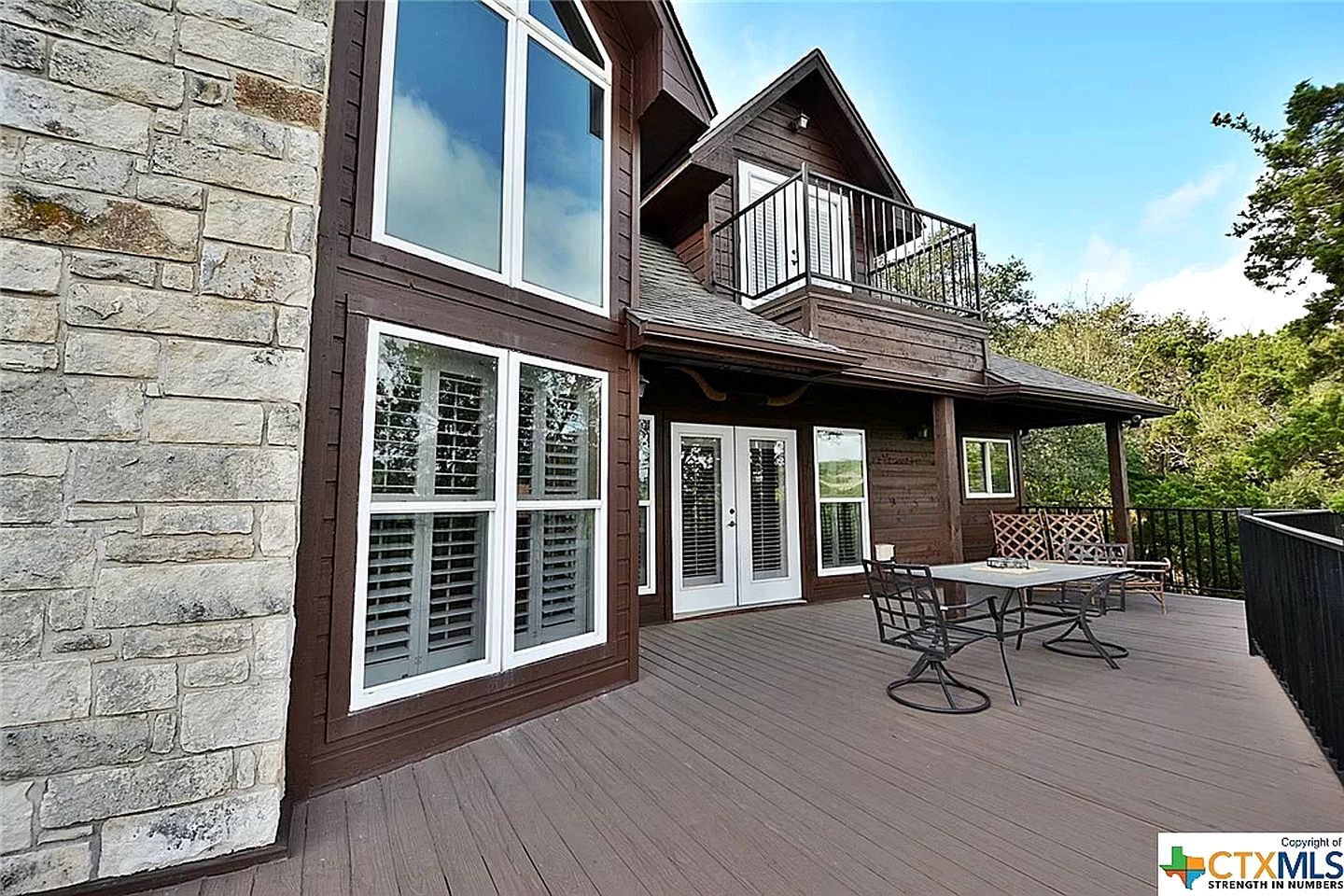 Texas Hill Country Glamping Escape with Stunning Views and a Private Pool