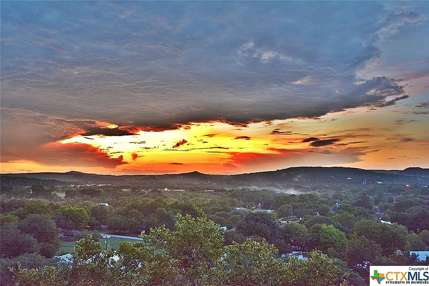 Texas Hill Country Glamping Escape with Stunning Views and a Private Pool