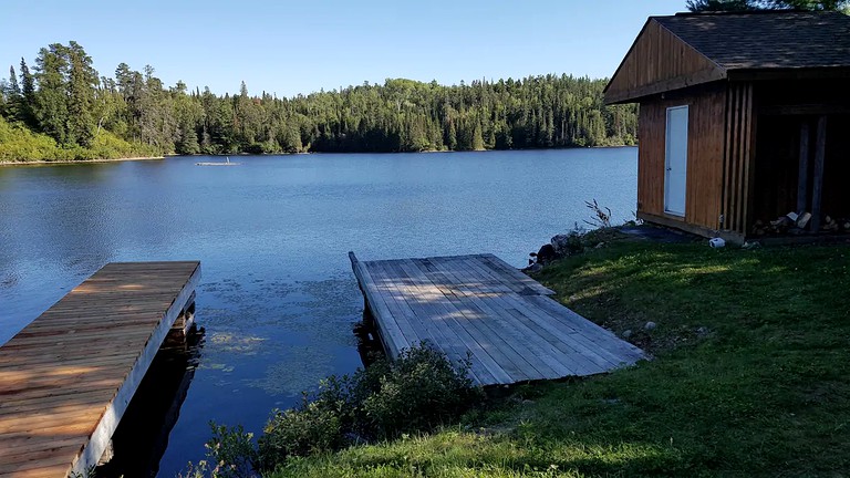Cabins (Sudbury, Ontario, Canada)