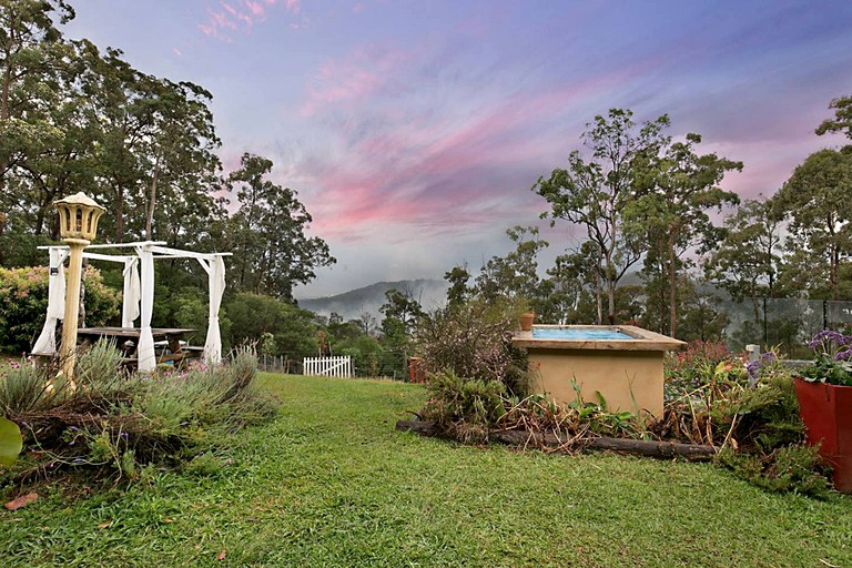 KM Australia Gold Coast Tree Houses, Cabins 58822, Gold Coast