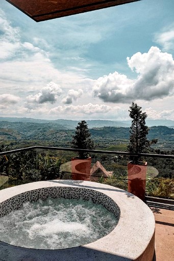 Beautiful Mountainside rental, a True Colombian Heaven | Huts (Palestina, Caldas, Colombia)