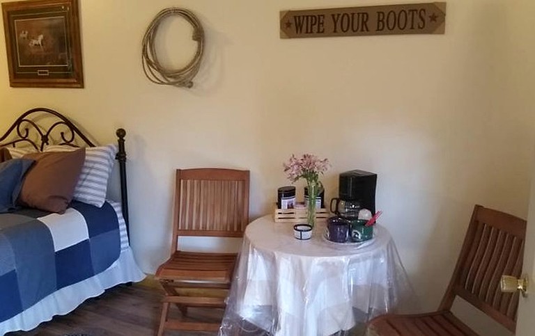 Cozy Cabin on Horse Ranch near Kalispell, Montana | Cabins (Kila, Montana, United States of America)