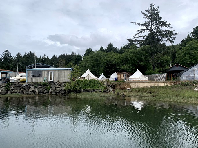 Bell Tents (Lincoln City, Oregon, United States of America)