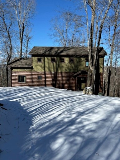 Cozy Cabin for a Peaceful Family Getaway in Nantahala National Forest, North Carolina