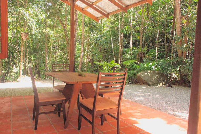 Cabins (Diwan, Queensland, Australia)