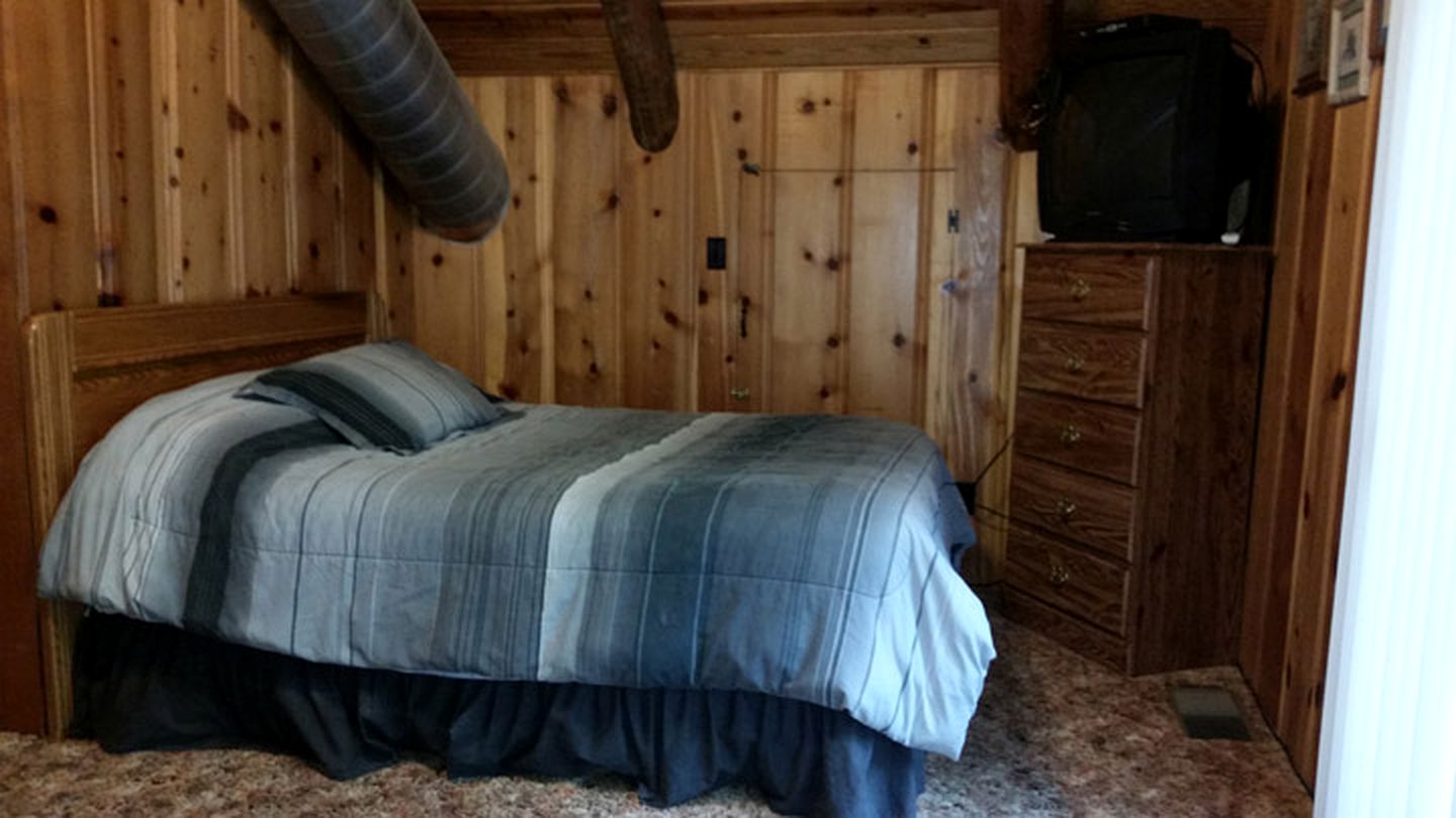 Dale Hollow Cabins, Cabins 24630, Byrdstown, United States of America