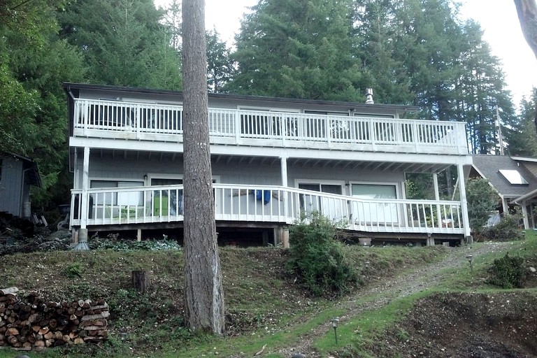 Dale Miller Sunset Lagoon Retreat, Vacation Rentals, Lakebay, United