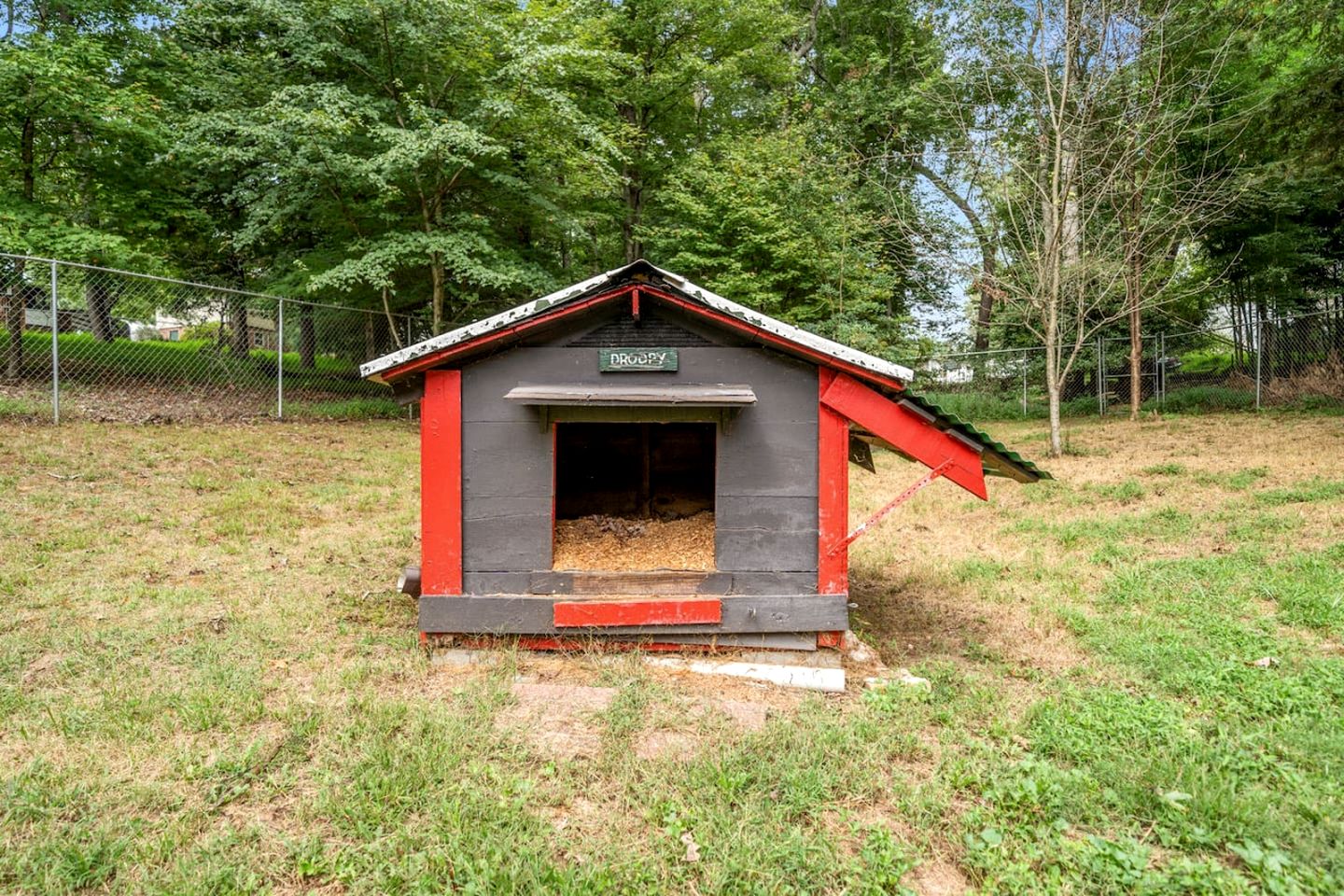Charming A-frame with Hot-tub and Games in Asheville, North Carolina