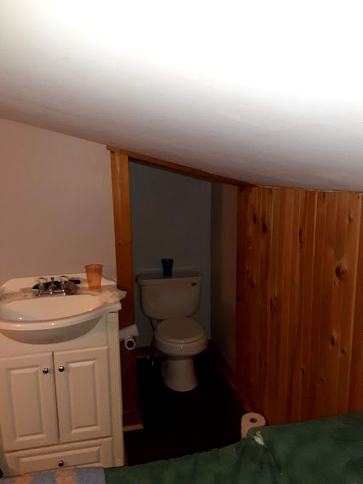 Beautiful Secluded Tiny House for a Quiet Peaceful Getaway Surrounded by Nature in Cabot, Vermont