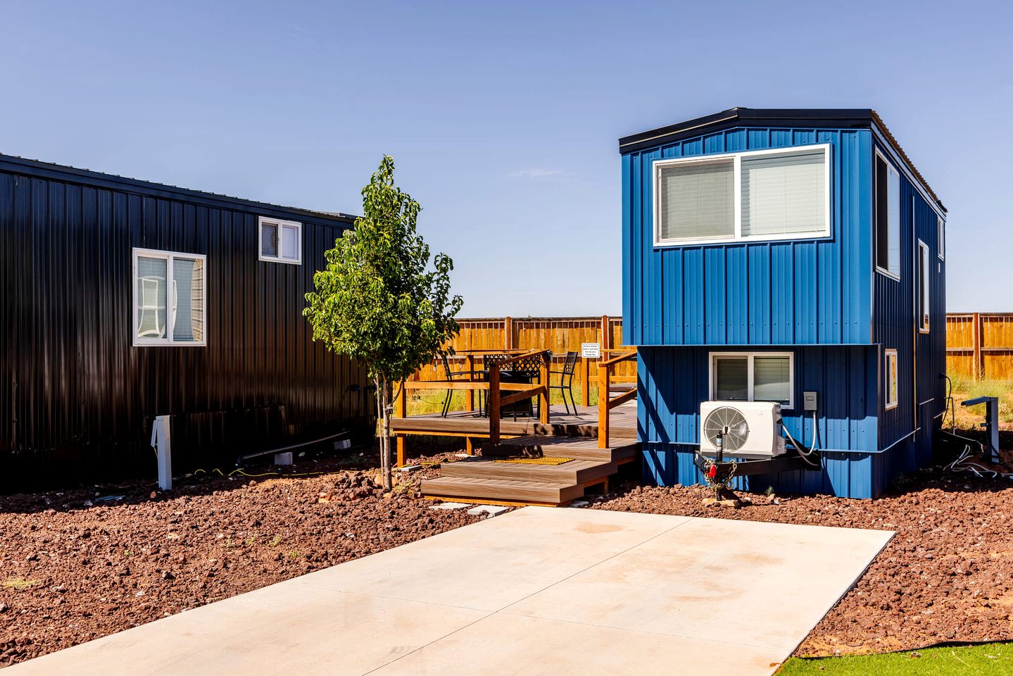 Zion's Gateway: Fully Equipped Tiny Home for Your Utah Exploration!