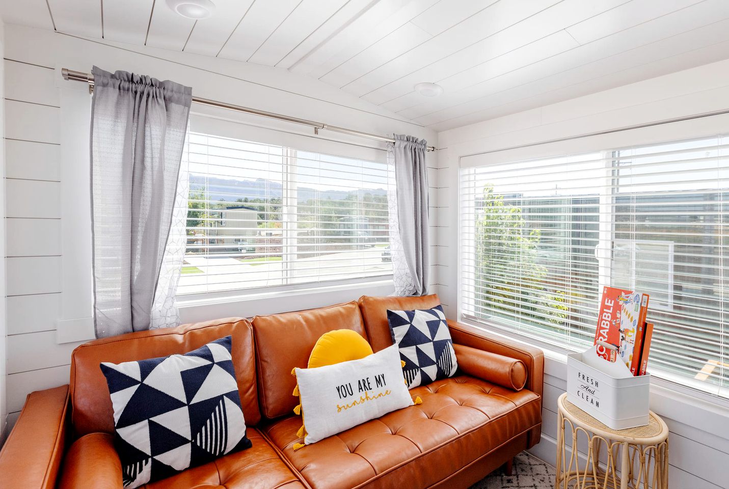 Zion's Gateway: Fully Equipped Tiny Home for Your Utah Exploration!