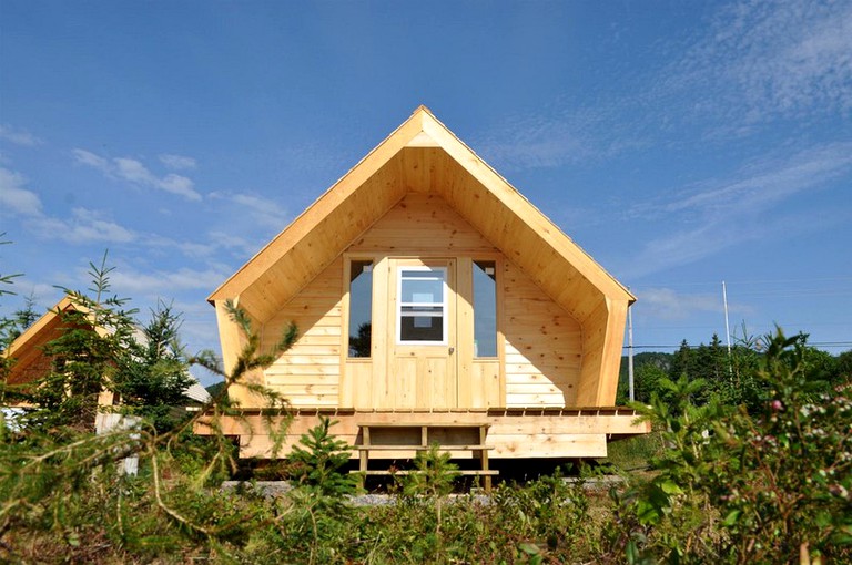 Cabins (Ingonish Beach, Nova Scotia, Canada)