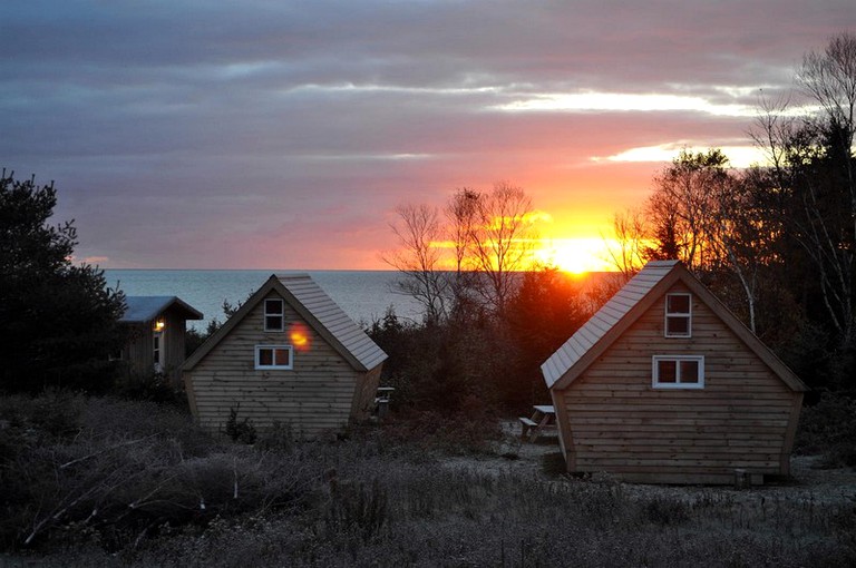 Cabins (Ingonish Beach, Nova Scotia, Canada)