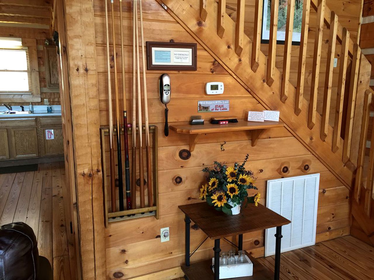 Secluded Log Cabin with Incredible Smoky Mountain Views near Gatlinburg, Tennessee