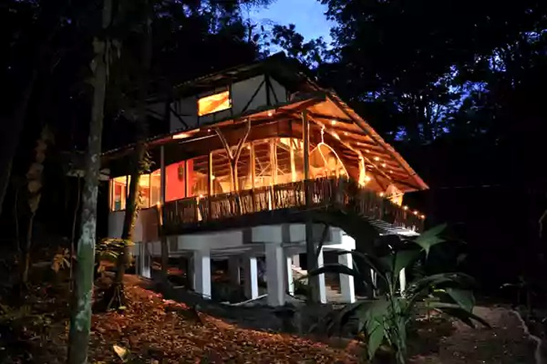 Huts (Manzanillo, Limón, Costa Rica)