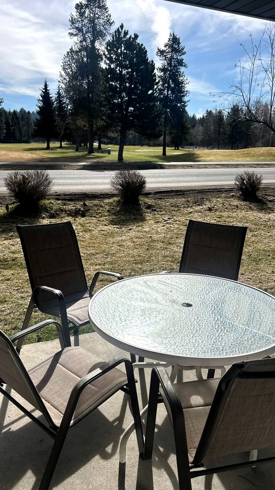 Charming Family Escape with Porch, BBQ & Beach Access in McCall, Idaho