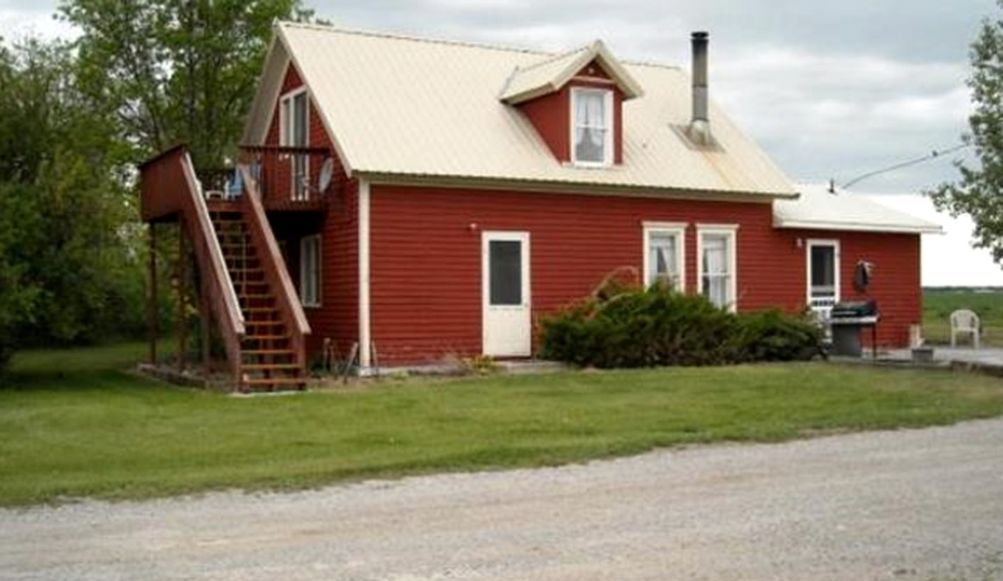 Charming Suite Rentals on Ranch near the Rocky Mountains in Northern Montana