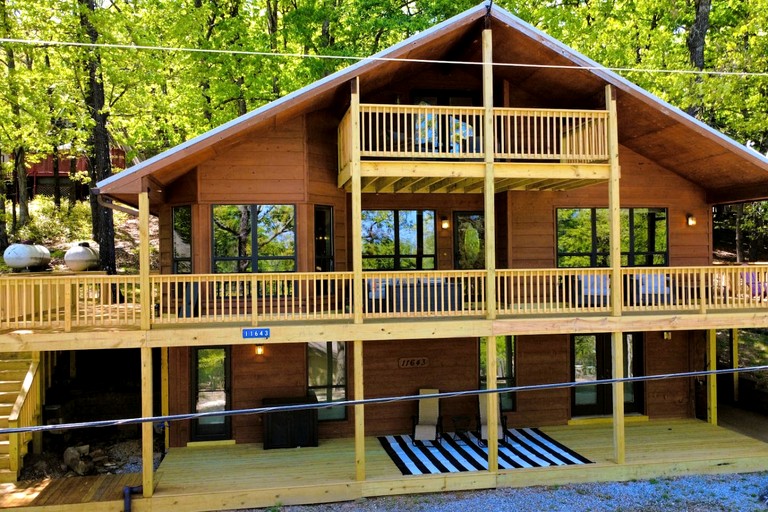 Nature Lover’s Dream with Expansive Tiered Deck Spaces in Garfield, Arkansas