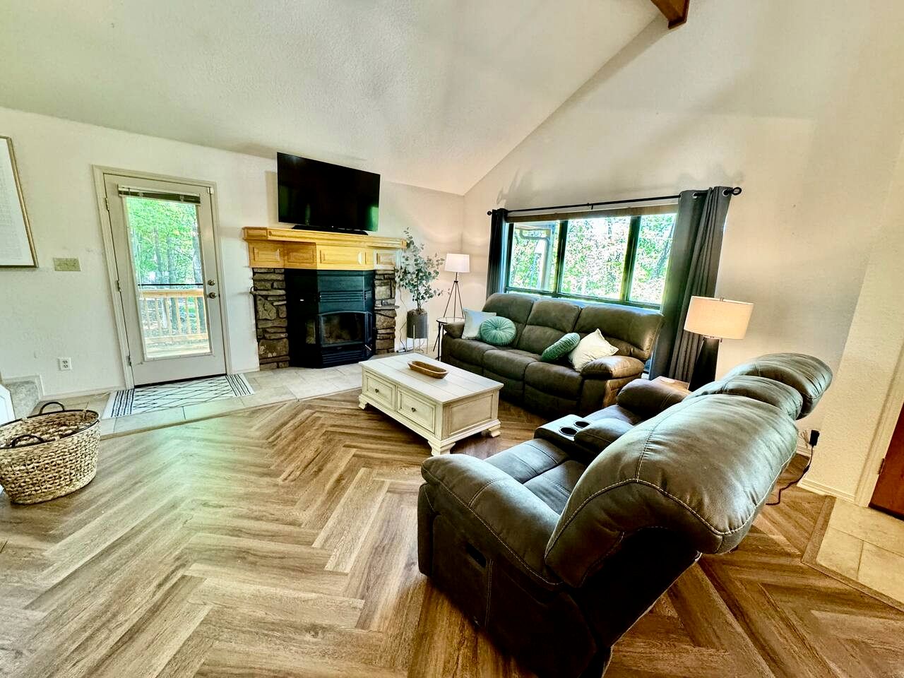 Nature Lover’s Dream with Expansive Tiered Deck Spaces in Garfield, Arkansas