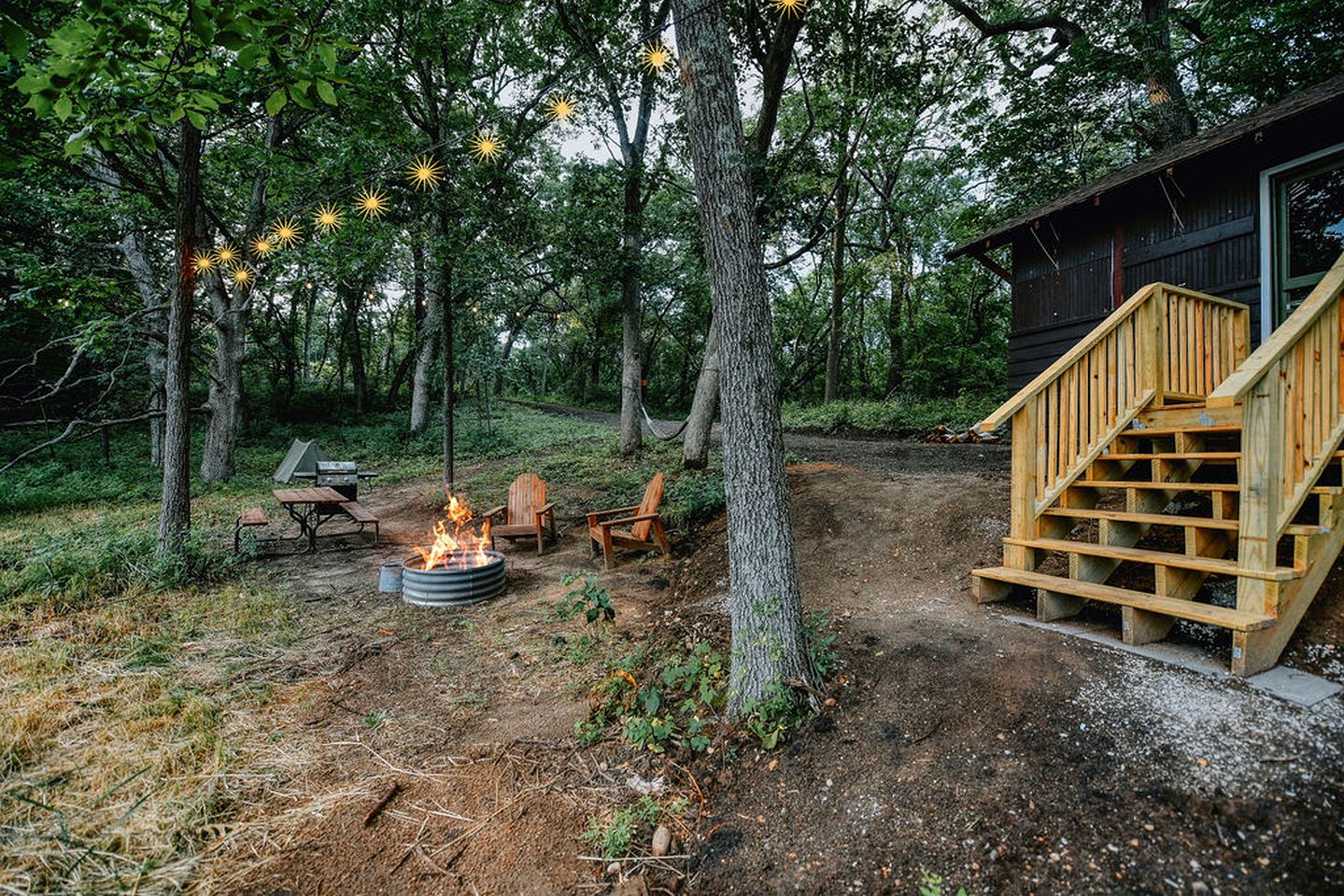 Beautifully Restored Historic Scout Cabin with Pond View for a Peaceful Romantic Escape in Troy, Wisconsin