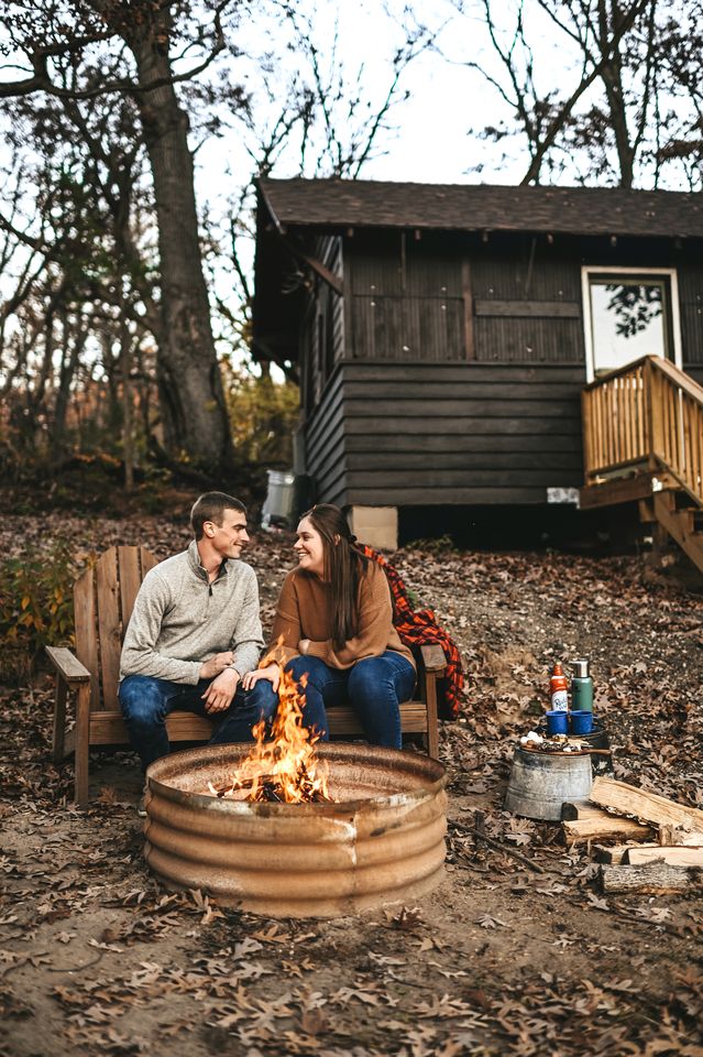 Beautifully Restored Historic Scout Cabin with Pond View for a Peaceful Romantic Escape in Troy, Wisconsin