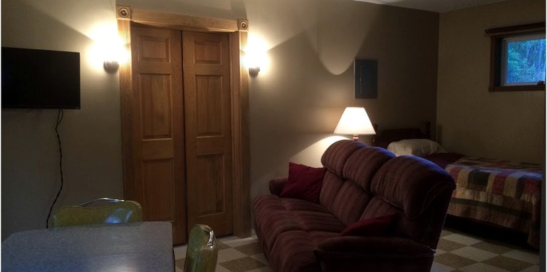 Cabins (Lublin, Wisconsin, United States)