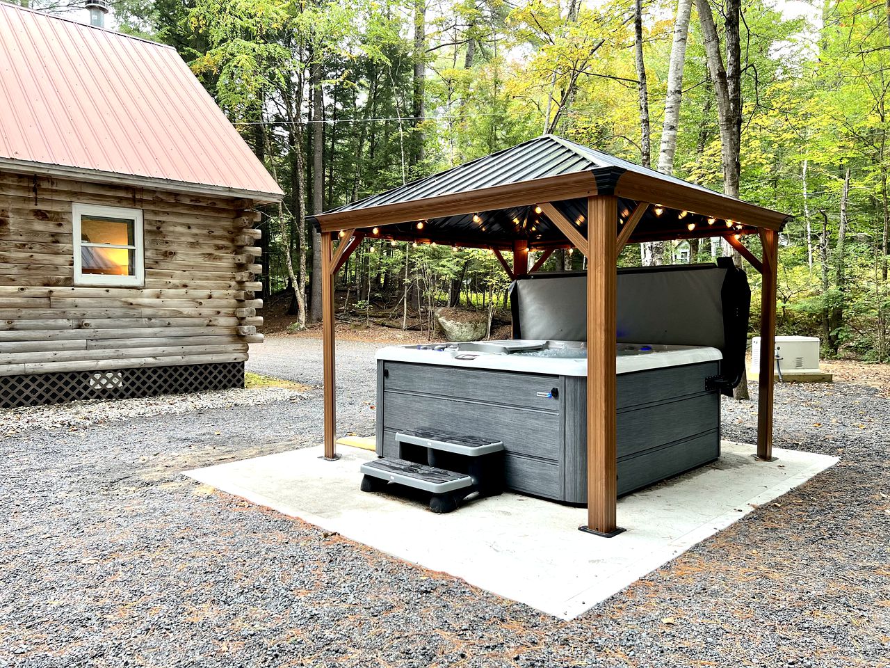 Glamping Glamour: New York Style in this Charming Cabin Rental near Mt. Gore