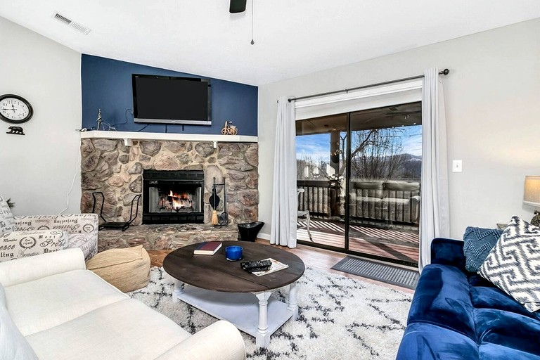 Log Cabins (United States of America, Waynesville, North Carolina)