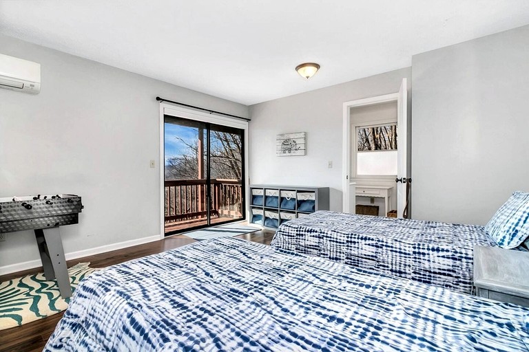 Log Cabins (United States of America, Waynesville, North Carolina)