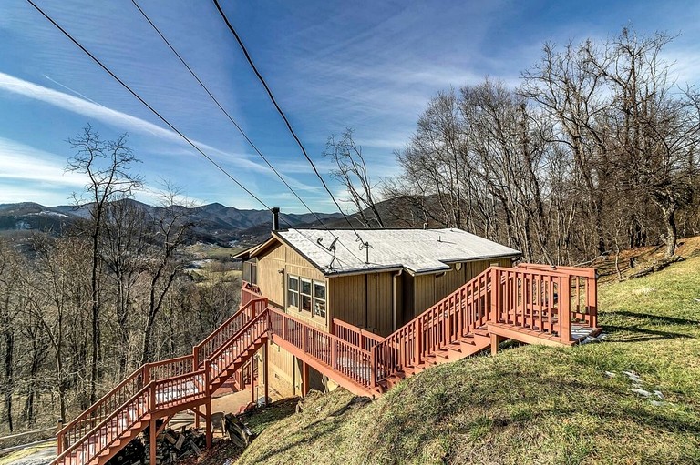 Log Cabins (United States of America, Waynesville, North Carolina)