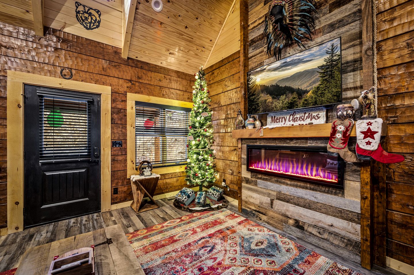 Delightful Cabin Amazing for Families with Private Porch in Tennessee