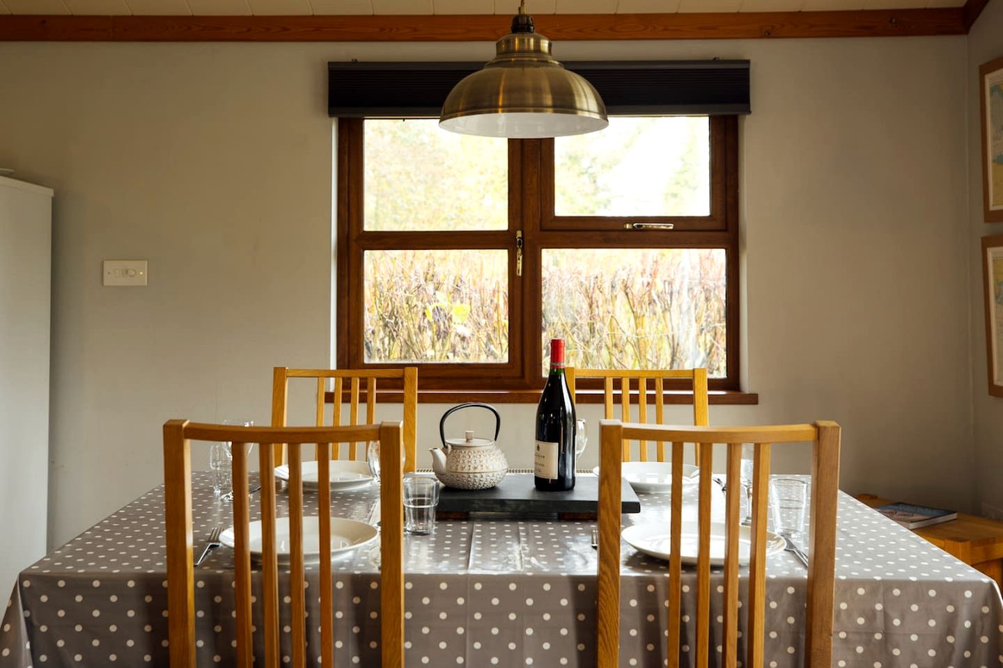 Delightful Cozy Cottage with Private Deck and Modern Interior in UK