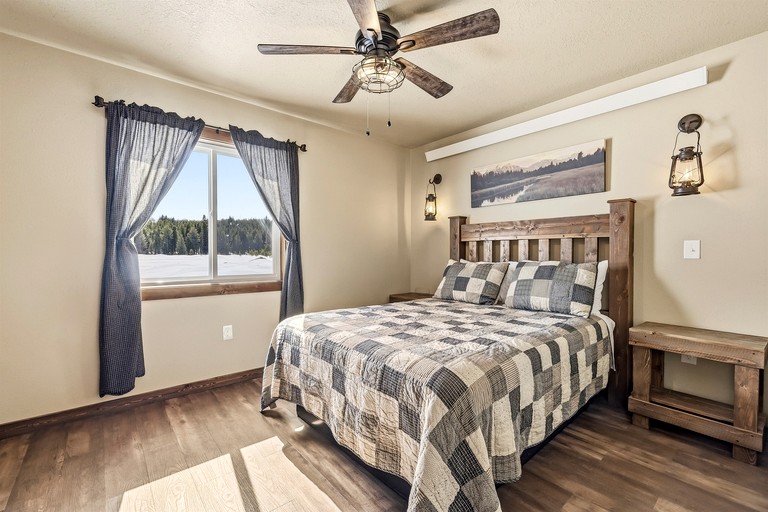 Cabins (United States of America, Island Park, Idaho)