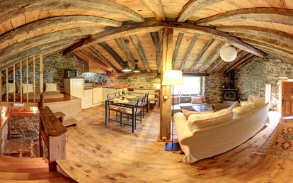 Delightful Mountain Cottage Rental with Gorgeous Views near Santander, Spain