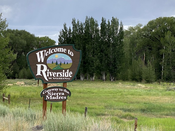 Cabins (United States of America, Riverside, Wyoming)