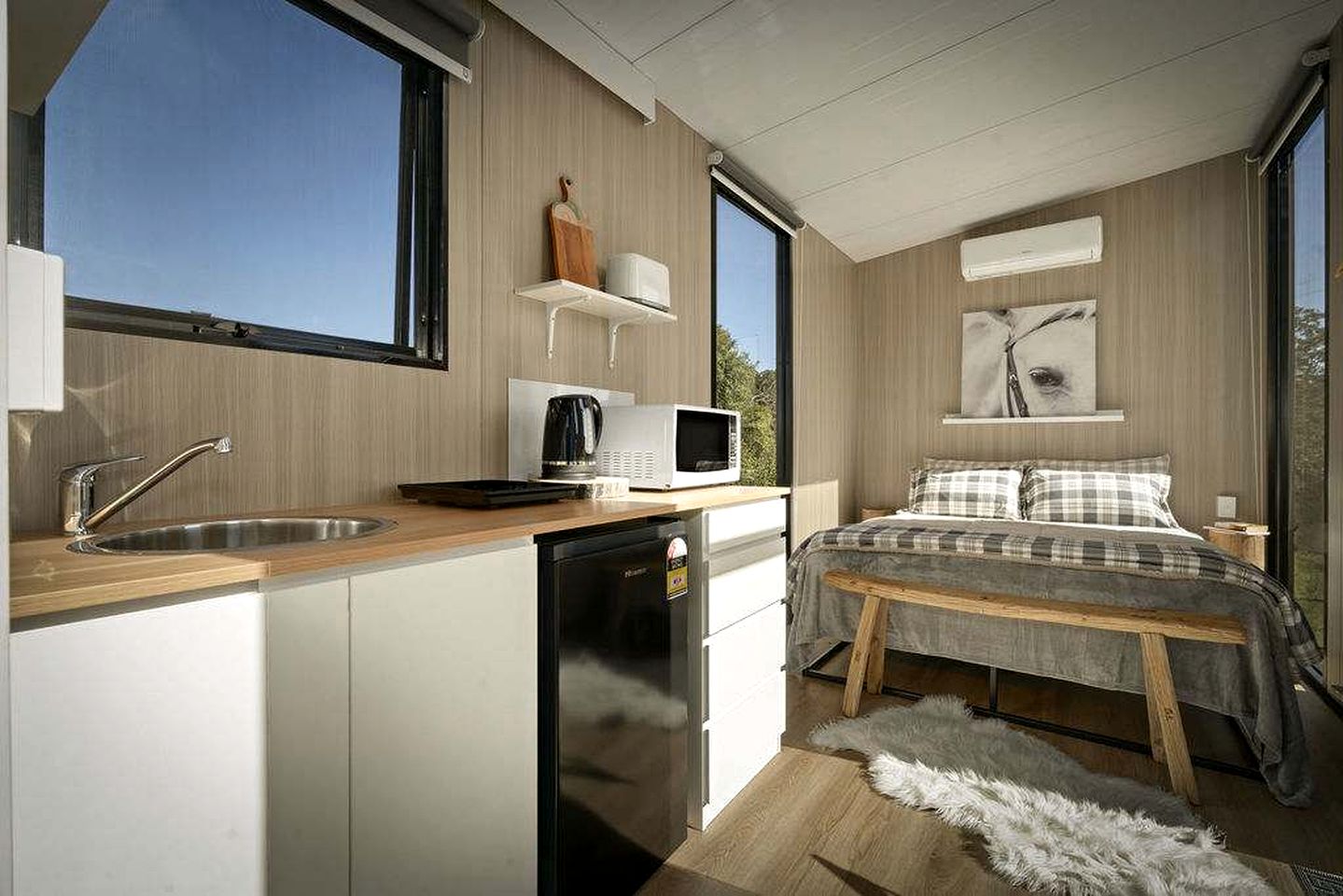 Delightful Tiny House with Stunning Views in Glenreagh, New South Wales