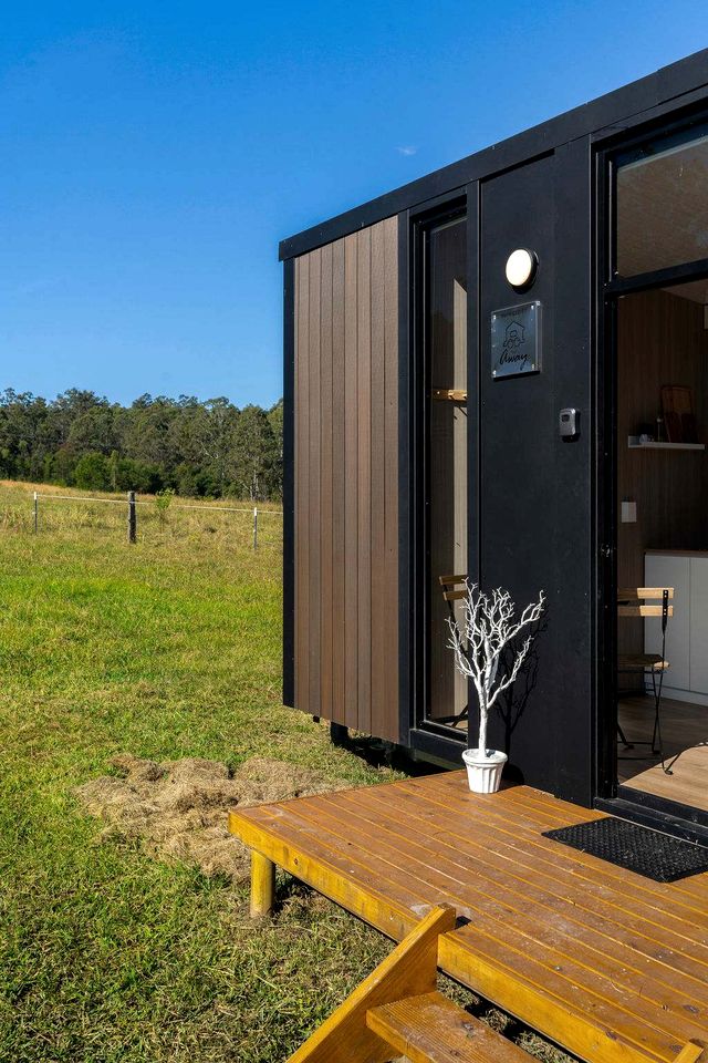 Delightful Tiny House with Stunning Views in Glenreagh, New South Wales