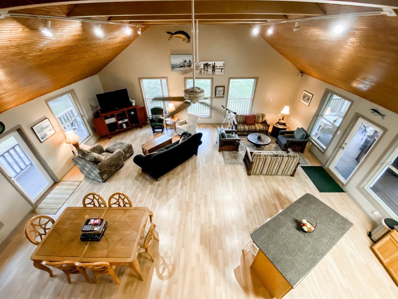 Delightful Top Cabin with Amazing Views from the Deck in Louisiana