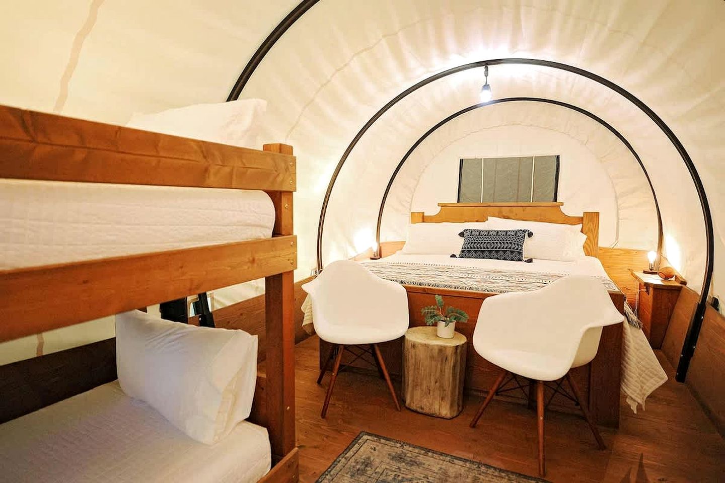Delightful Wagon with Incredible Hiking Trails and Activities in Tennessee