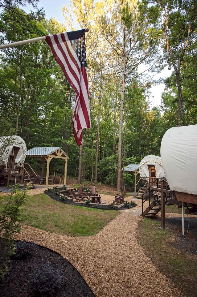 Delightful Wagon with Incredible Hiking Trails and Activities in Tennessee